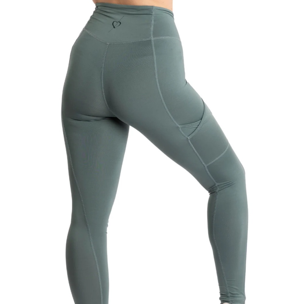 Black Heart Equestrian Leggings - Picture 8 of 11